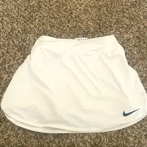 Nike dry fit skort